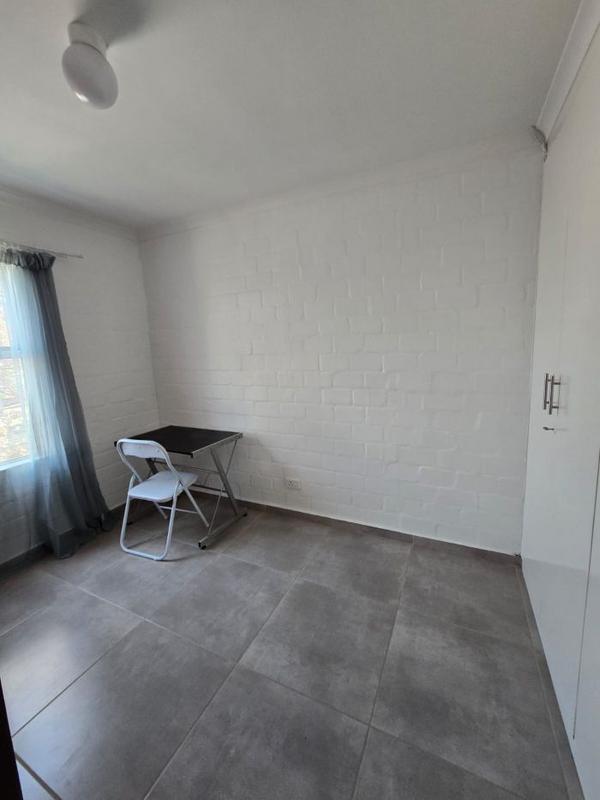 To Let 3 Bedroom Property for Rent in Thornton Western Cape